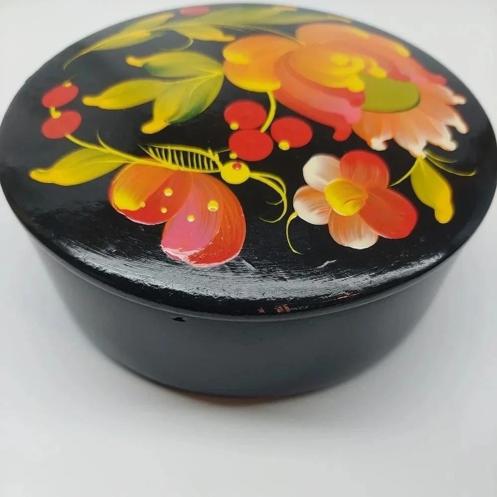 Beautiful Russian Black Lacquered floral trinket/ jewelry box storage container